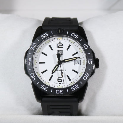 Luminox Pacific Diver White Dial Black Rubber Strap Men's Watch XS.3127M