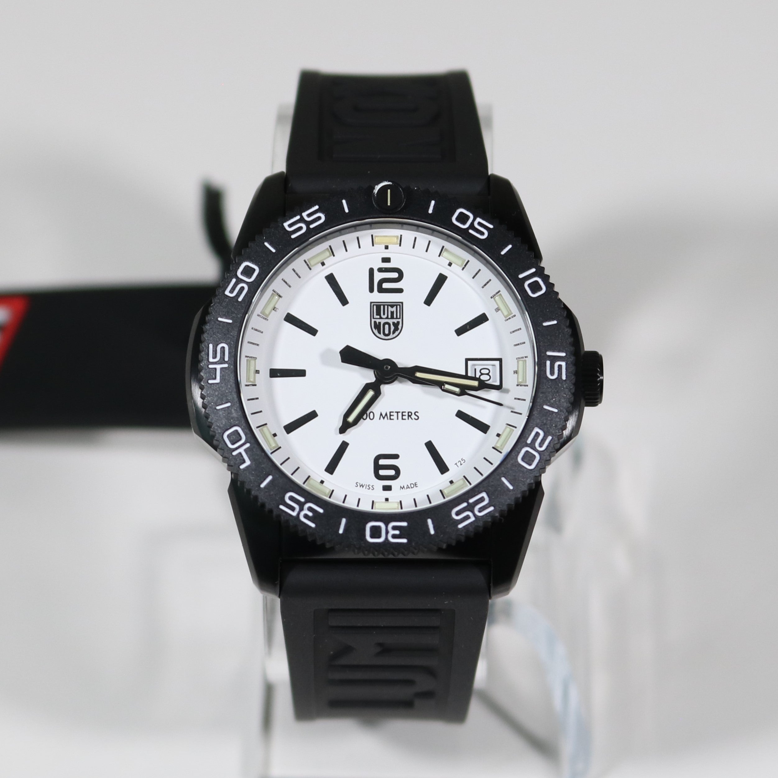 Luminox Pacific Diver White Dial Black Rubber Strap Men's Watch XS.3127M