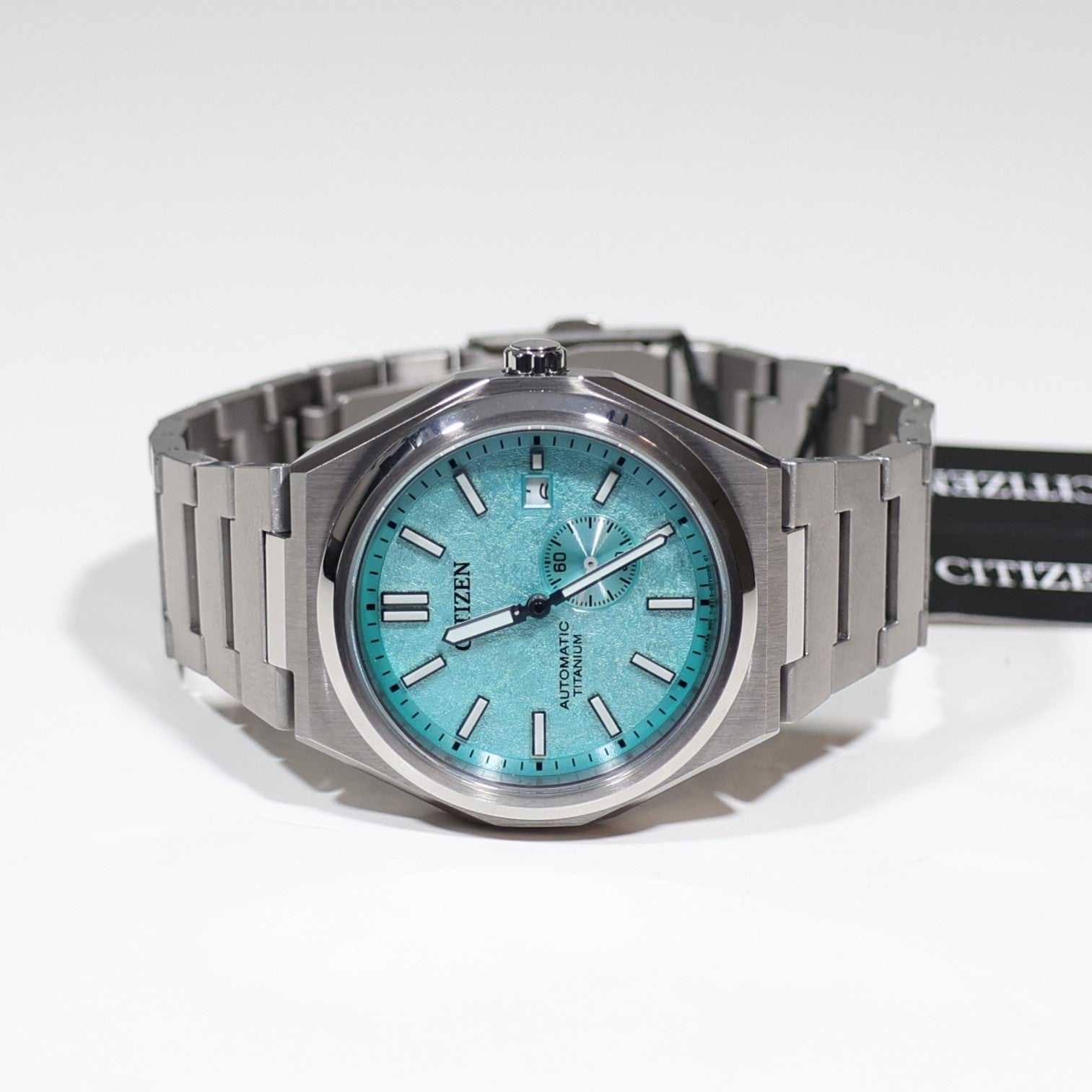 Pre-Owned Citizen Super Titanium Turquoise Dial Men's Automatic Watch NJ0180-80M