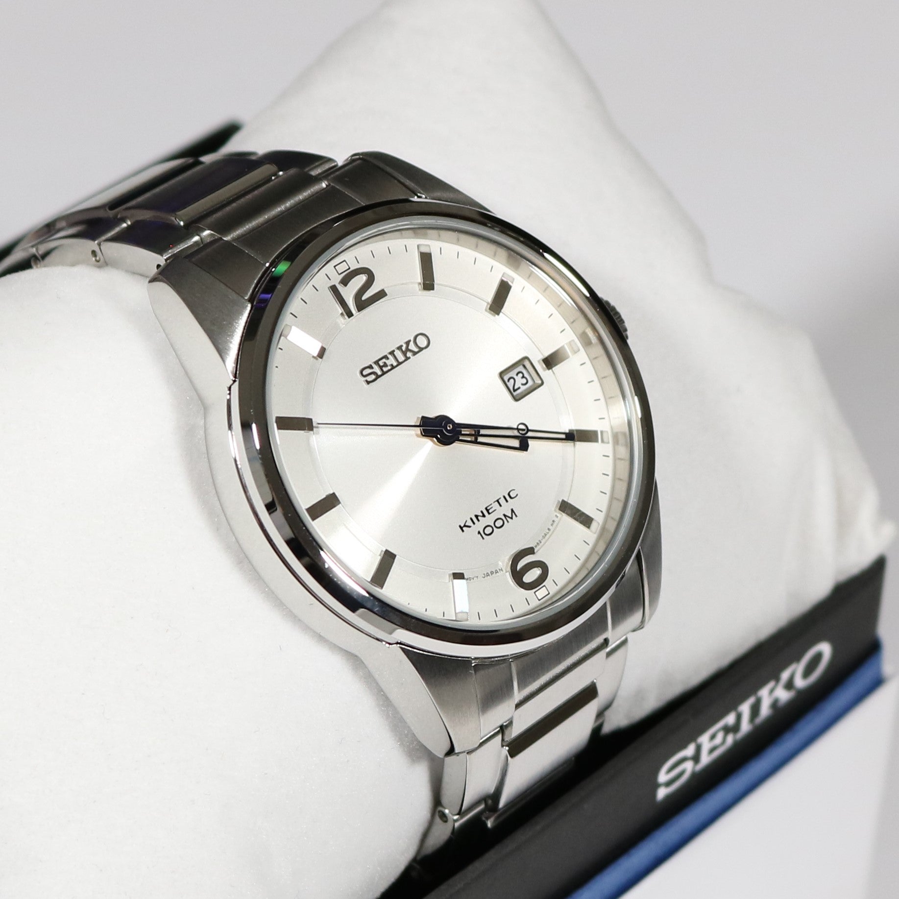 Weekendtas horizon Benadering Seiko Men's Sport Kinetic White Dial Stainless Steel Watch SKA663P1 –  Chronobuy