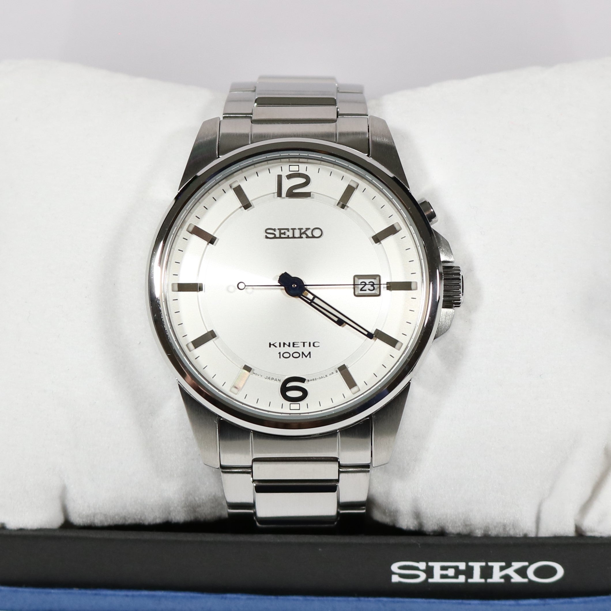 Seiko Men's Sport Kinetic White Dial Stainless Steel Watch SKA663P1